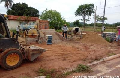 Constru&ccedil;&atilde;o de meio fio  Sonho Azul